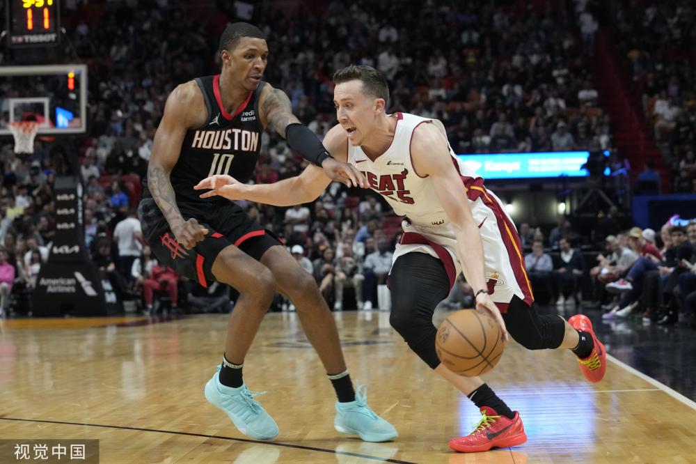 随着萨里即 随着萨里即